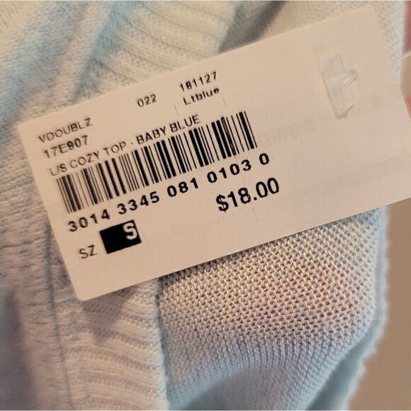 NWT- Excuse me, I have to go be awesome. Brand Cozy Top - Picture 7 of 7